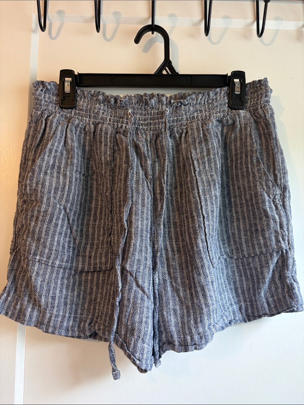 Time and Tru Gray Pinstripe High-Waist Smocked Shorts